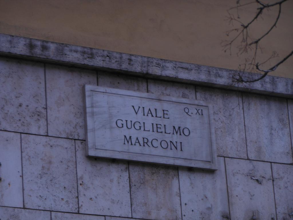 Domi Marconi 28 Roma Exterior foto